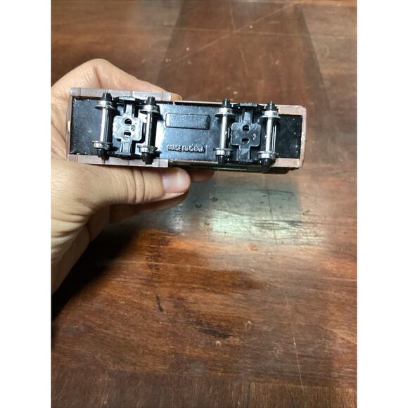 2 Classic Street Cars - Desire Trolley & San Francisco Cable Car - Picture 14 of 15